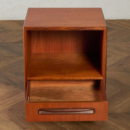 Fresco ナイトテーブル