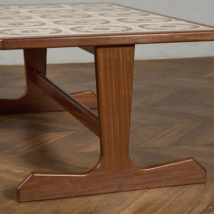 タイルトップ コーヒーテーブル