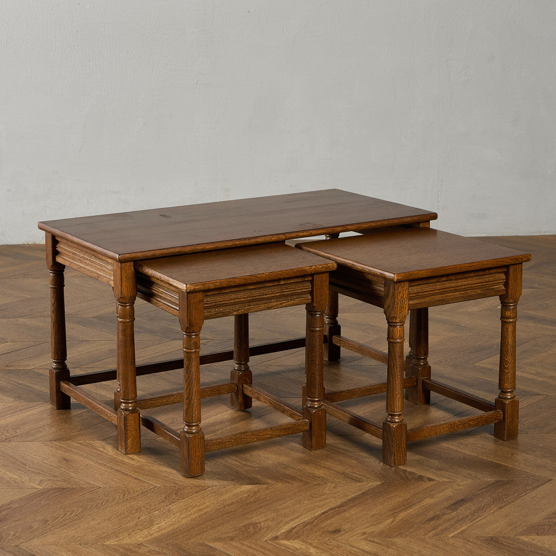 イギリス製ビンテージコーヒーテーブル ◇イギリス ヴィンテージ タイルトップ コーヒーテーブル センター