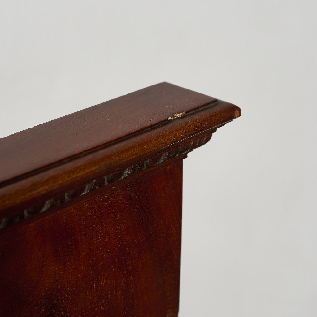 英国 クラシック ウォールナット サイドボード