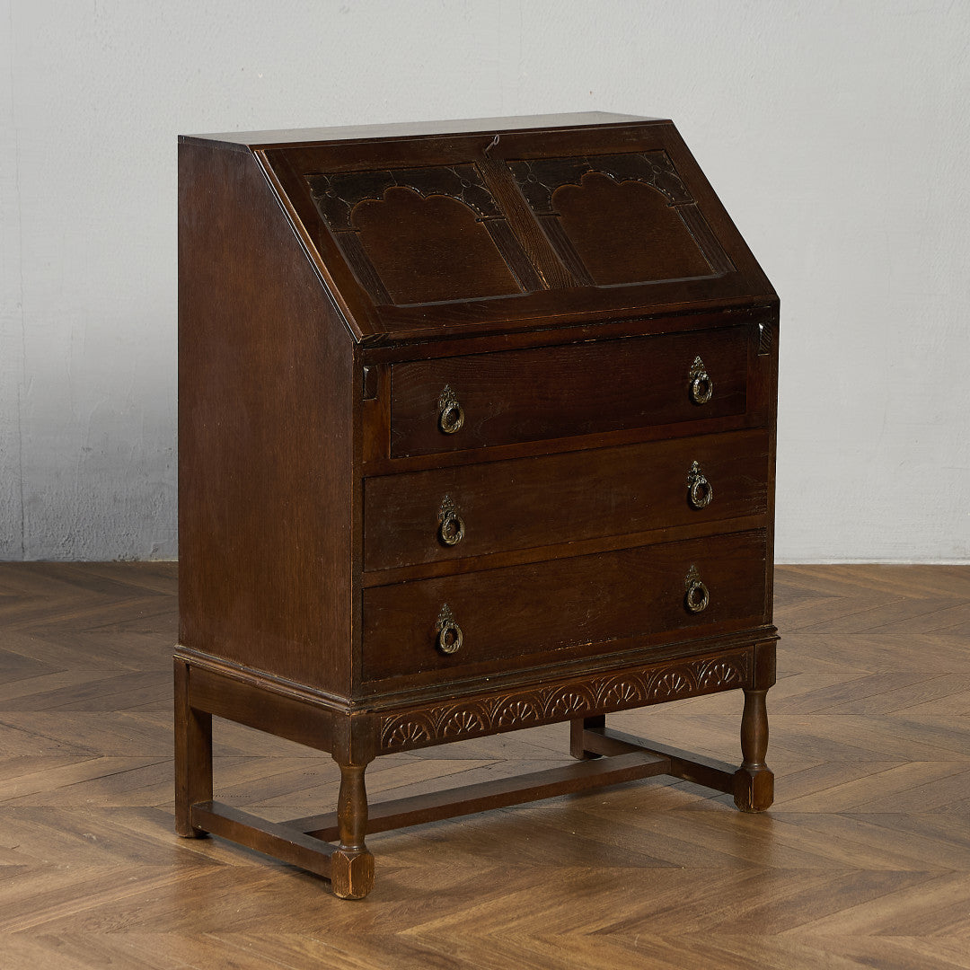 Stanley Wood of Olney ライティング ビューロー