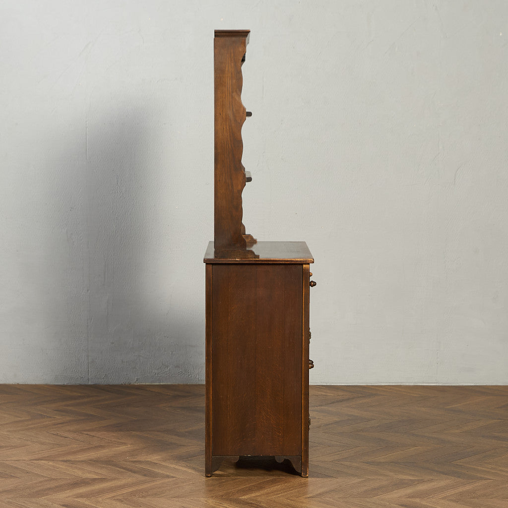 ウェルシュドレッサー 食器棚