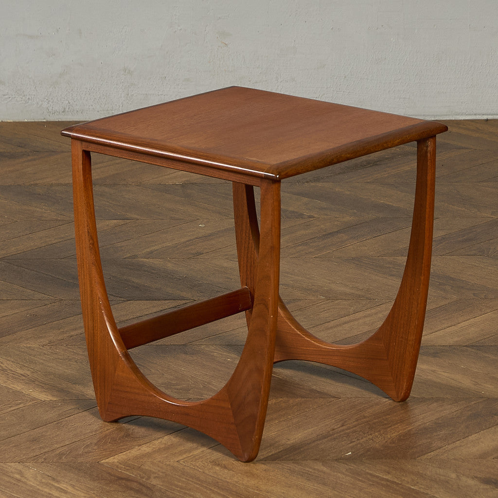 Astro ヴィンテージ タイルトップ ネストテーブル (3552D)