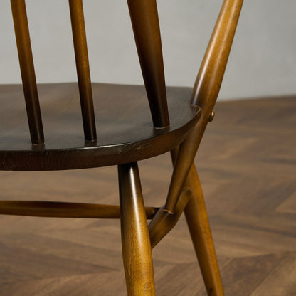 ヴィンテージ クエーカー アームチェア ラウンドゴールドラベル