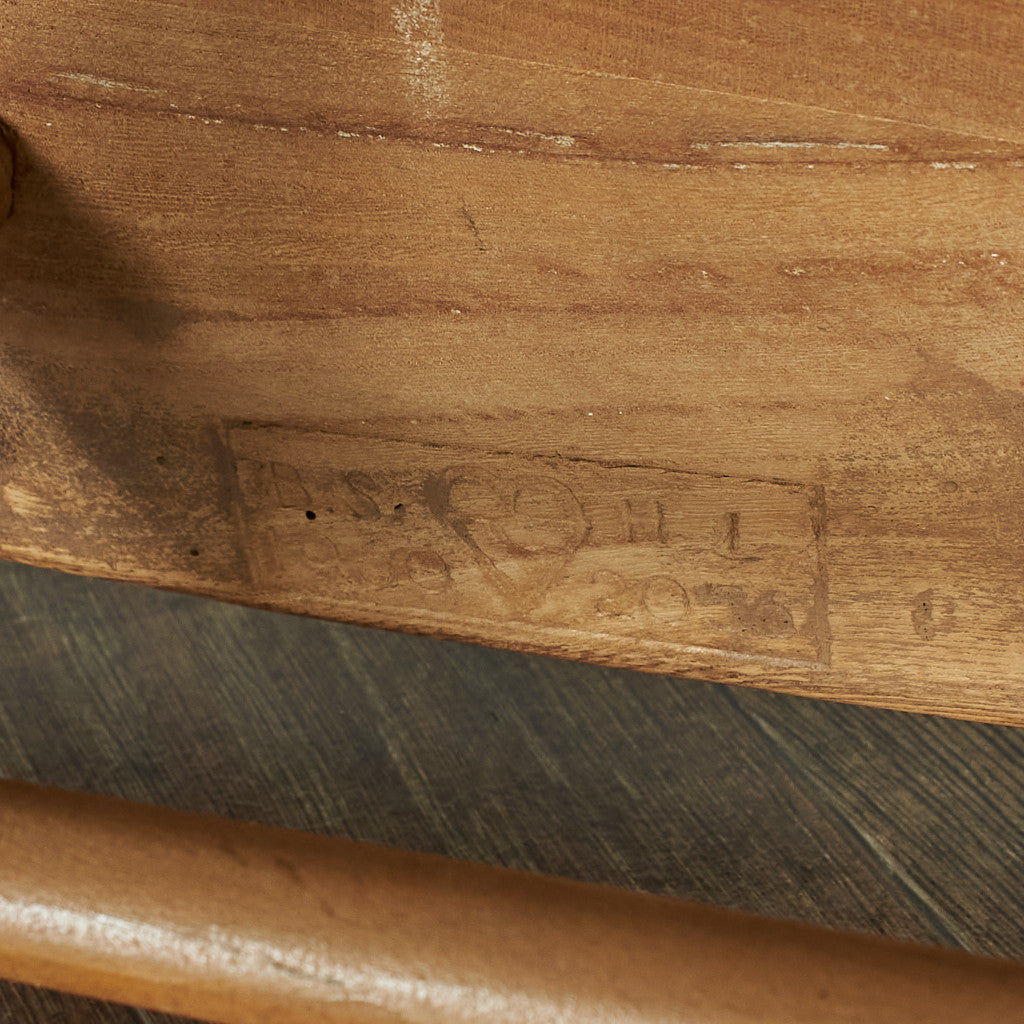 スティックバックチェア