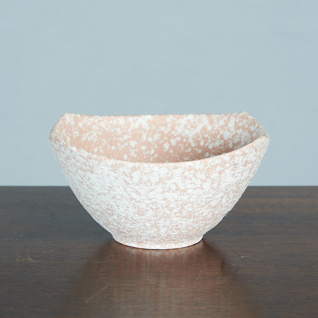 German Art Pottery ボウル