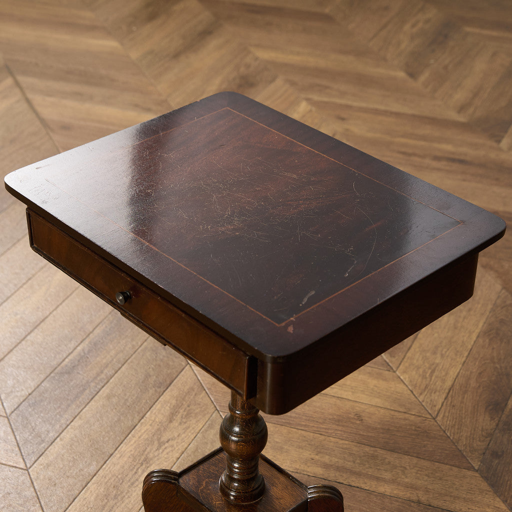 英国 クラシック サイドテーブル