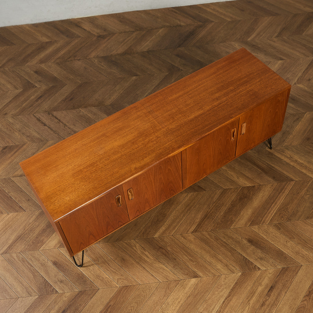 Fresco ヴィンテージ サイドボード カスタム アイアン ヘアピンレッグ