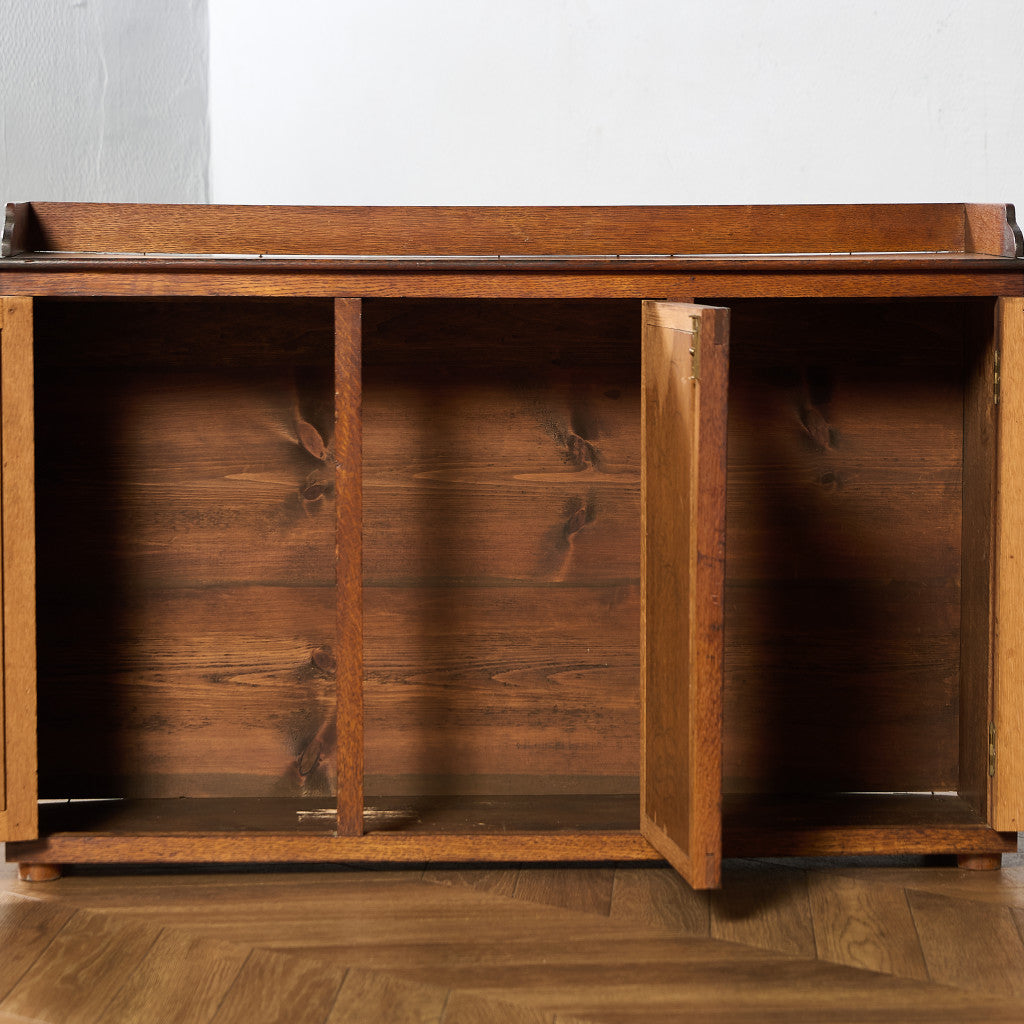 英国 アンティーク キャビネット