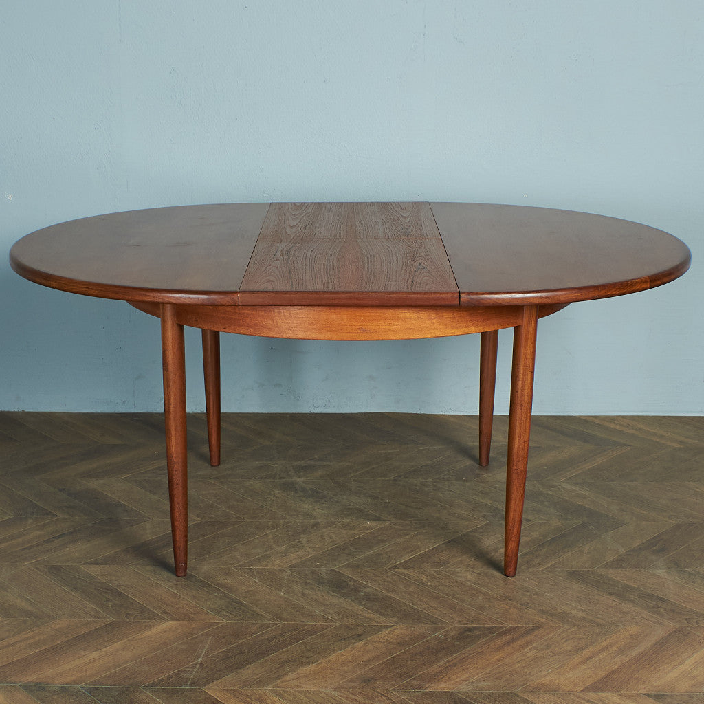 G-PLAN Extension Round Dining Table #72080