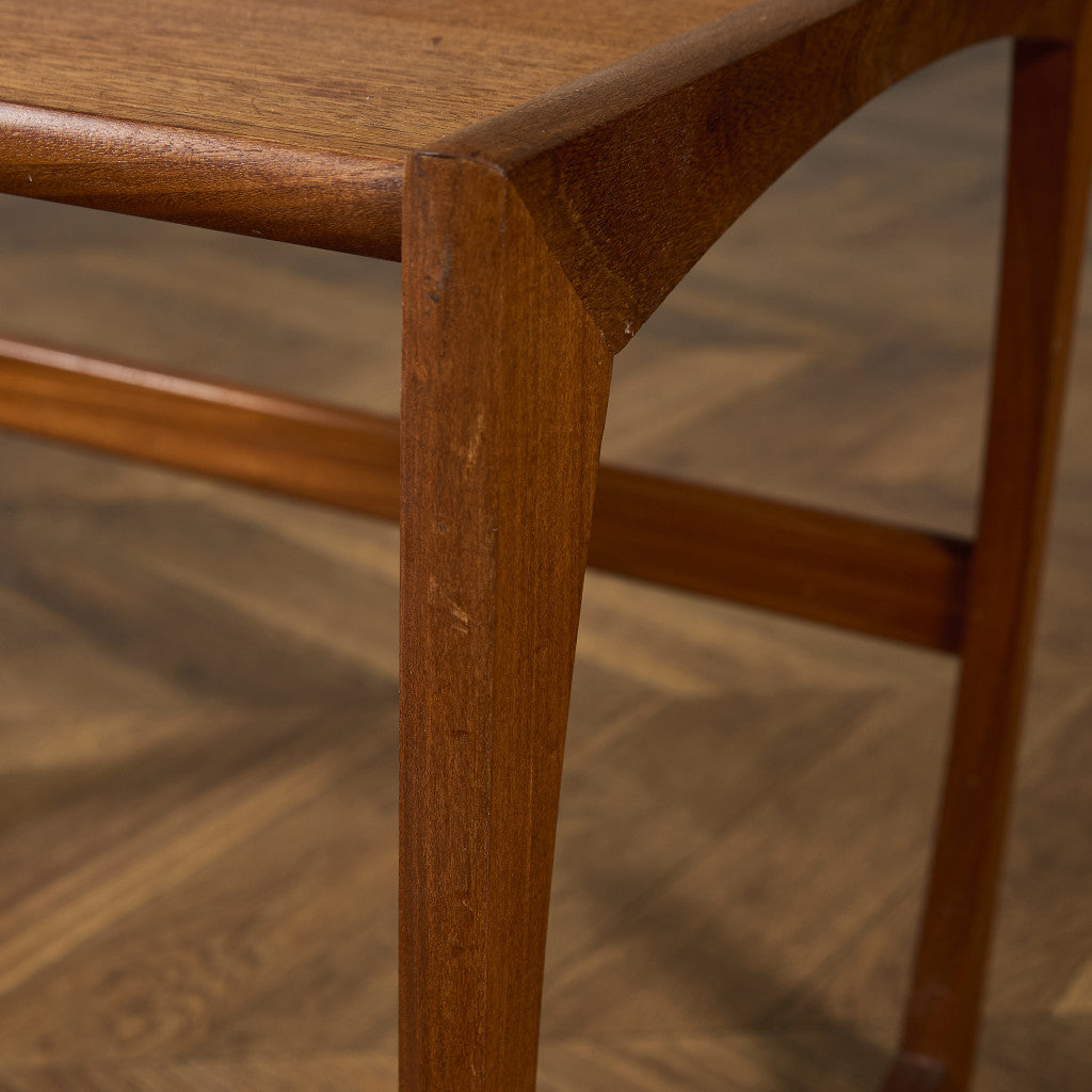 Quadrille ヴィンテージ ネストテーブル