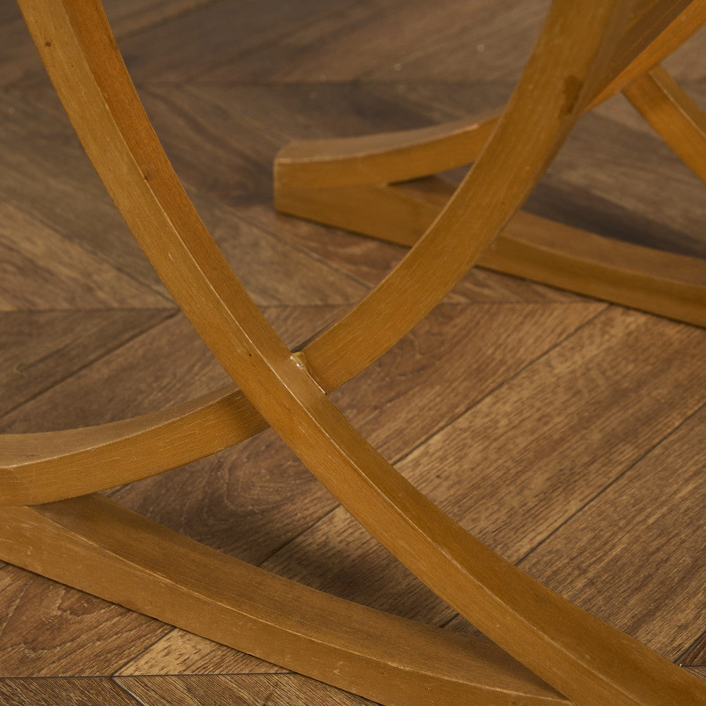 ネストテーブル