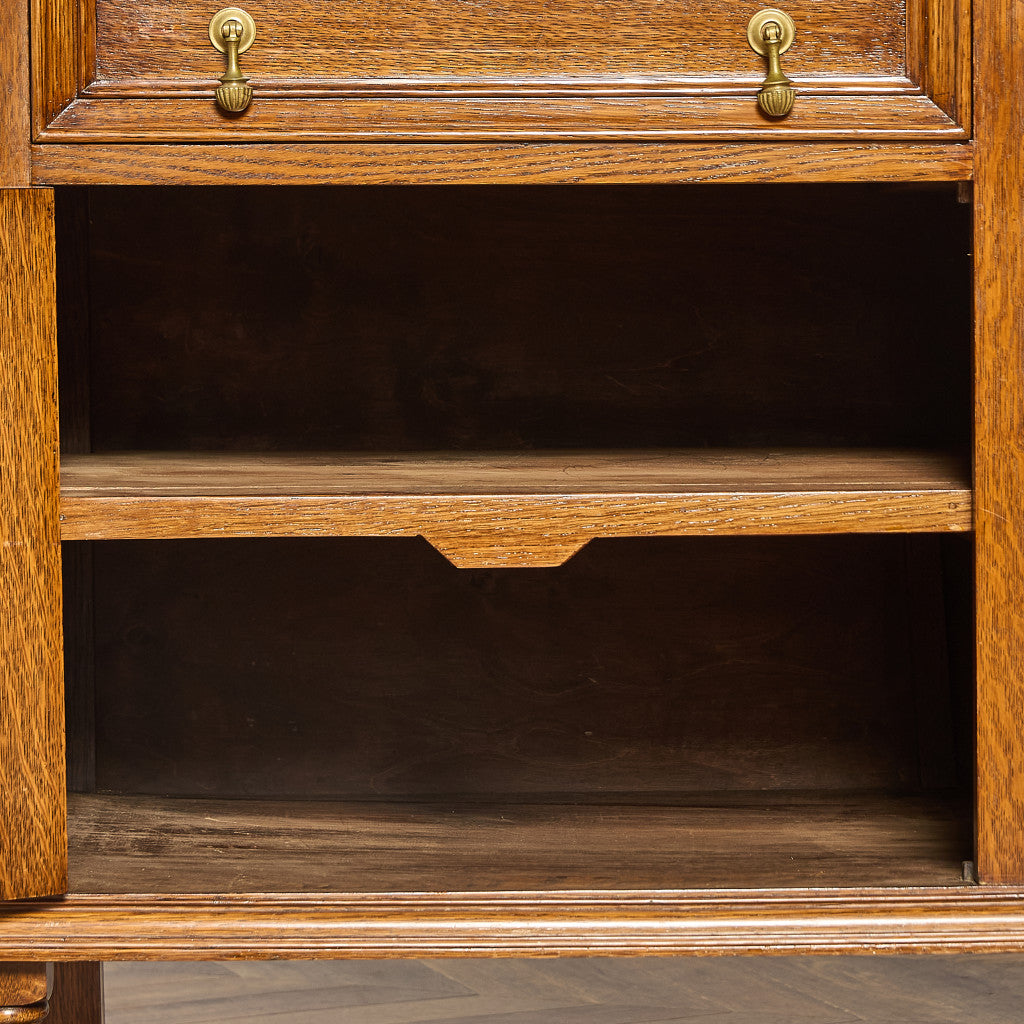 英国 クラシック サイドボード 食器棚