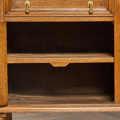 英国 クラシック サイドボード 食器棚