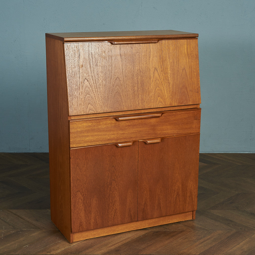 ストーンヒル STONEHILL – camori ヴィンテージ家具・北欧 ストーンヒル STONEHILL – camori ヴィンテージ家具・北欧