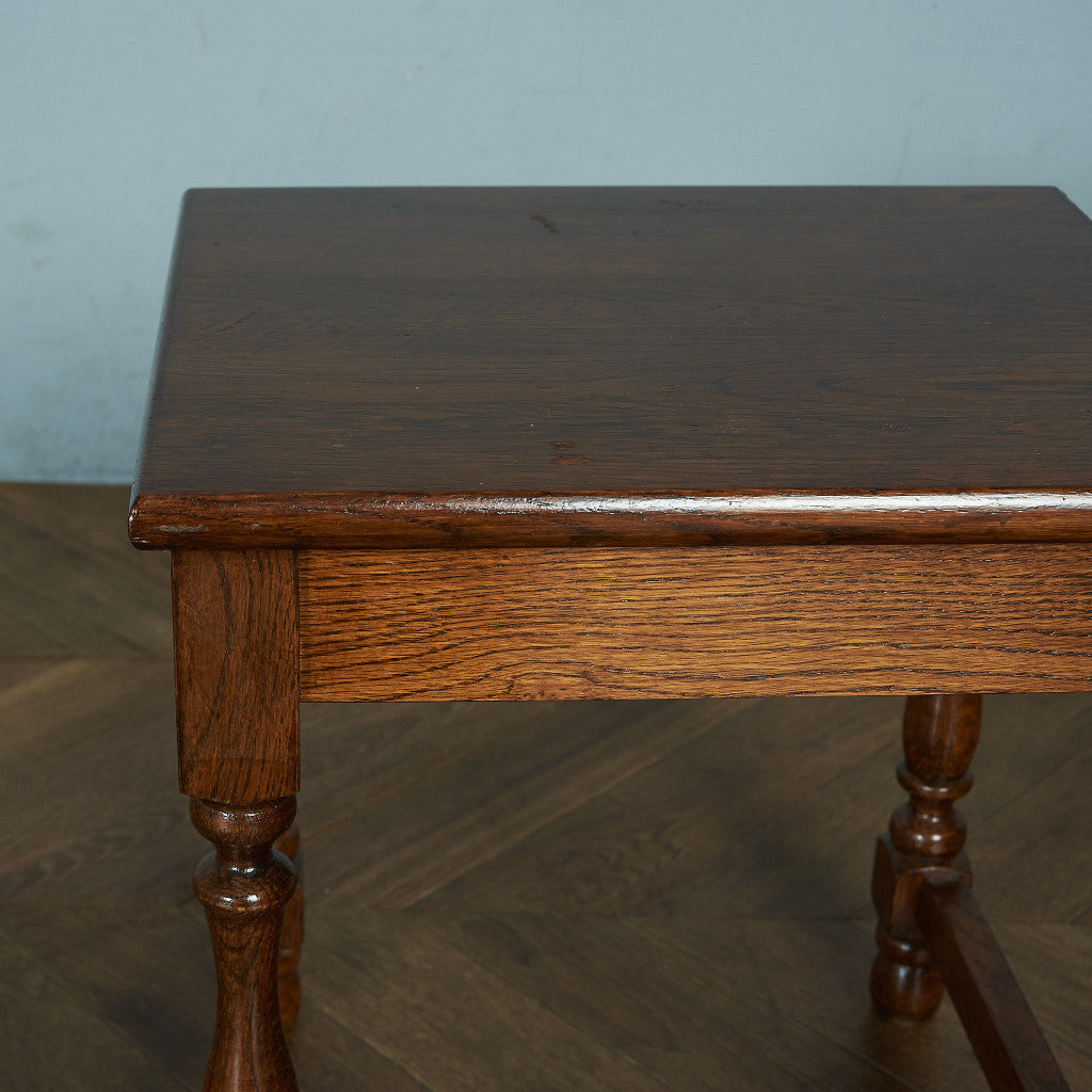 British classic oak nesting table #81756