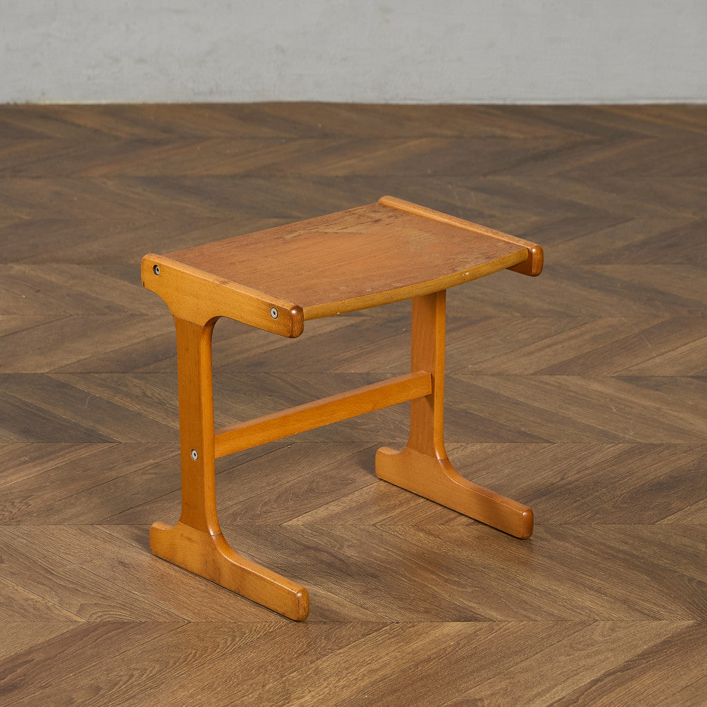 ルーマニア製 ヴィンテージ ネストテーブル