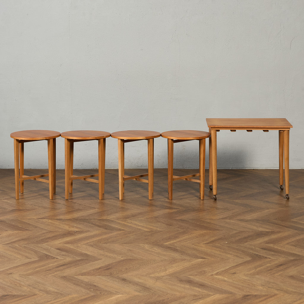 Novy Domov ヴィンテージ ネストテーブル