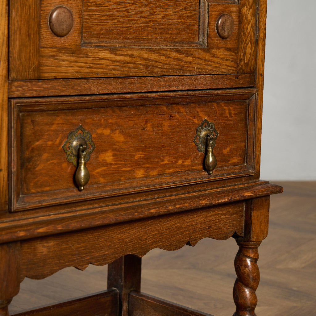 英国 クラシック キャビネット