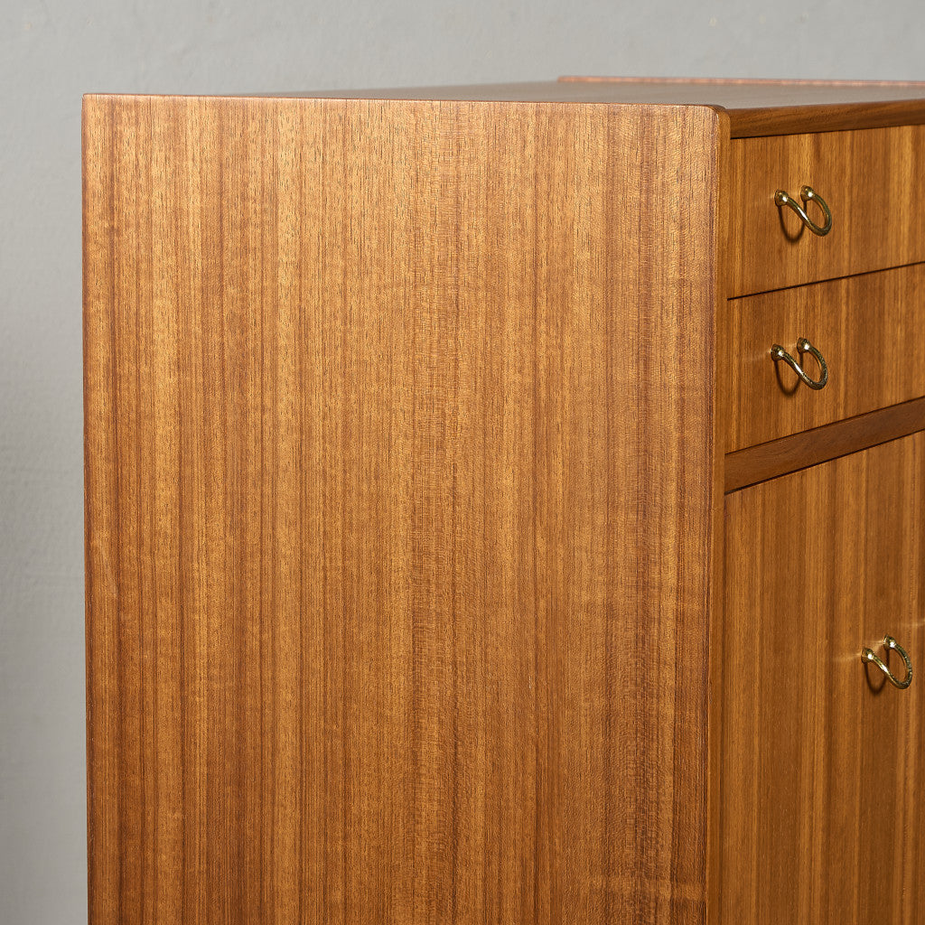 ヴィンテージ ワードローブ