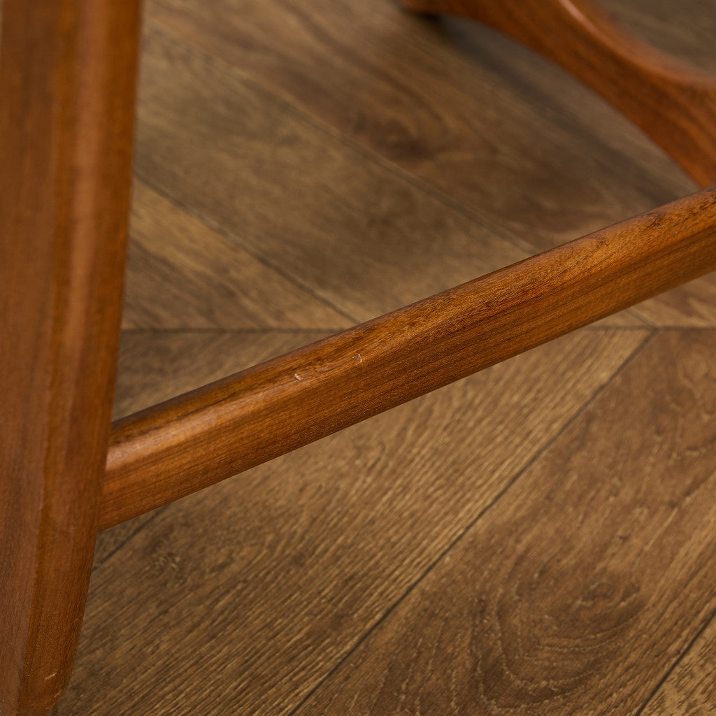 Astro ネスト コーヒーテーブル