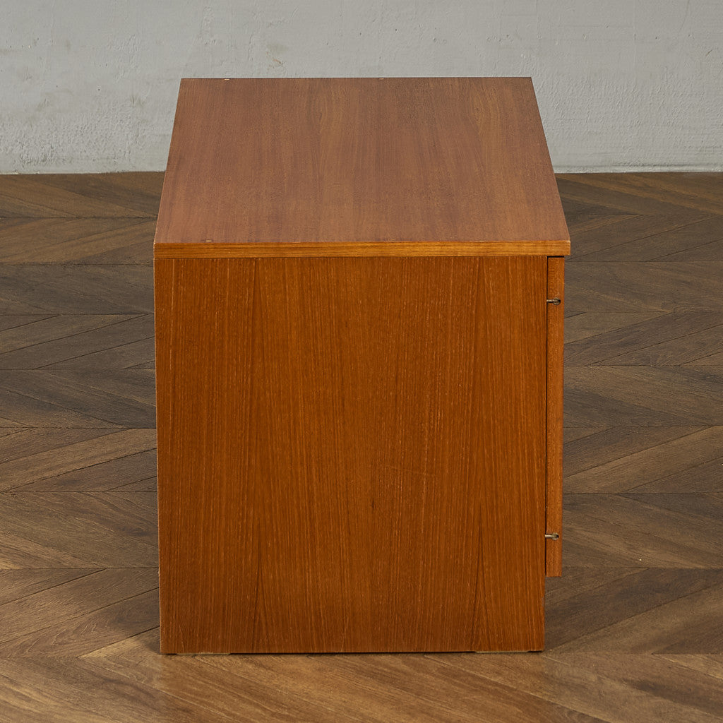 英国ヴィンテージ キャビネット