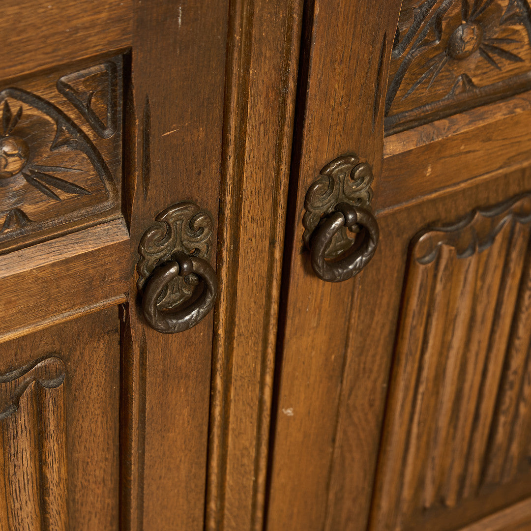 オーク材 ウェルシュドレッサー