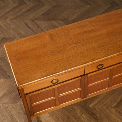 十字扉 ヴィンテージ サイドボード