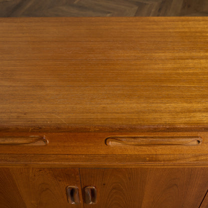 Fresco ヴィンテージ 脚付き サイドボード (4072)