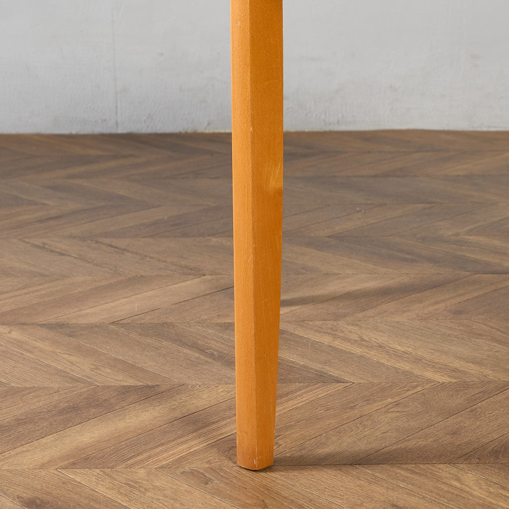 旧東ドイツ ヴィンテージ ラウンド ダイニングテーブル #95593