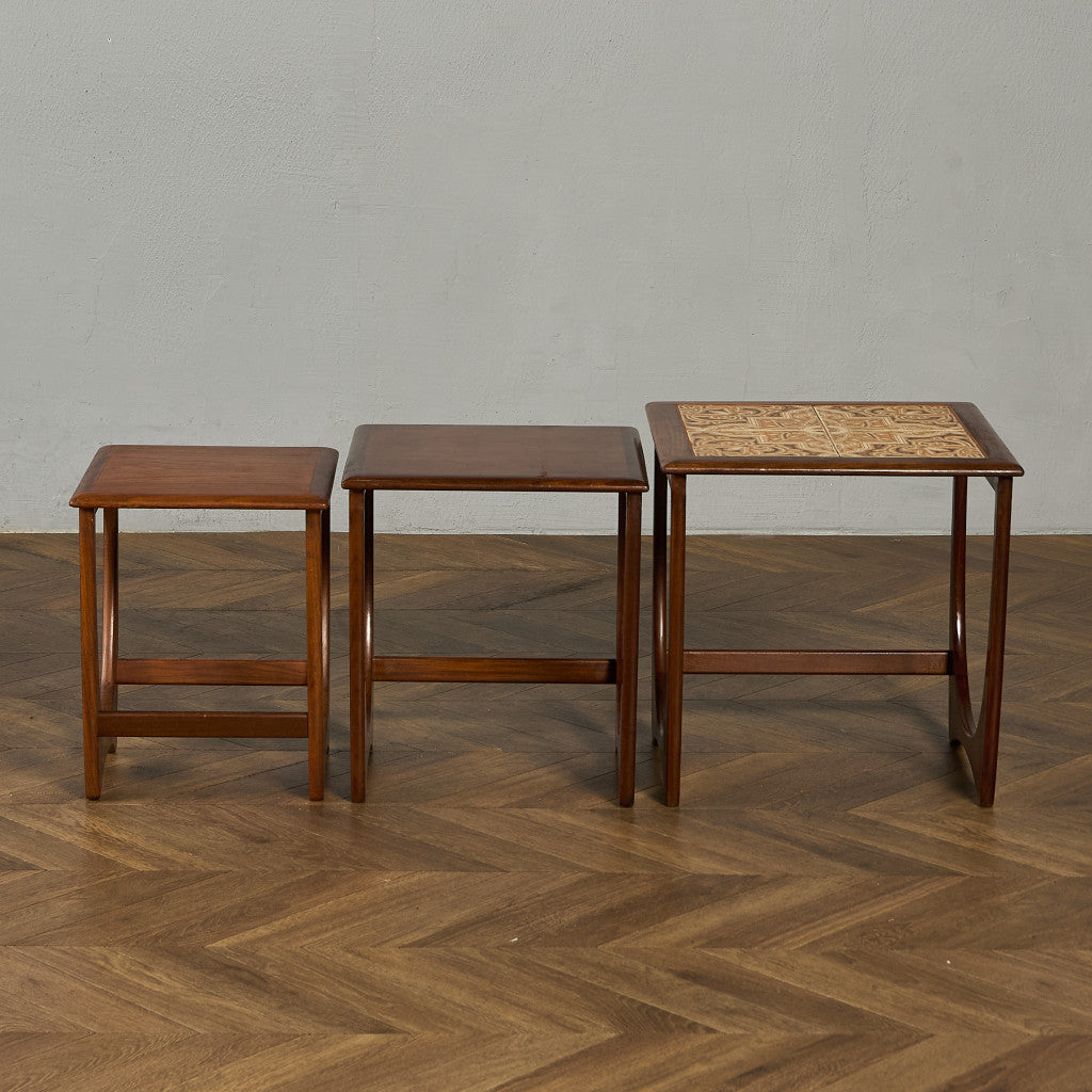 Astro ヴィンテージ タイルトップ ネストテーブル (3552D)