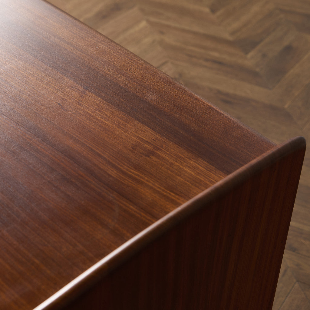 Volany ヴィンテージ サイドボード