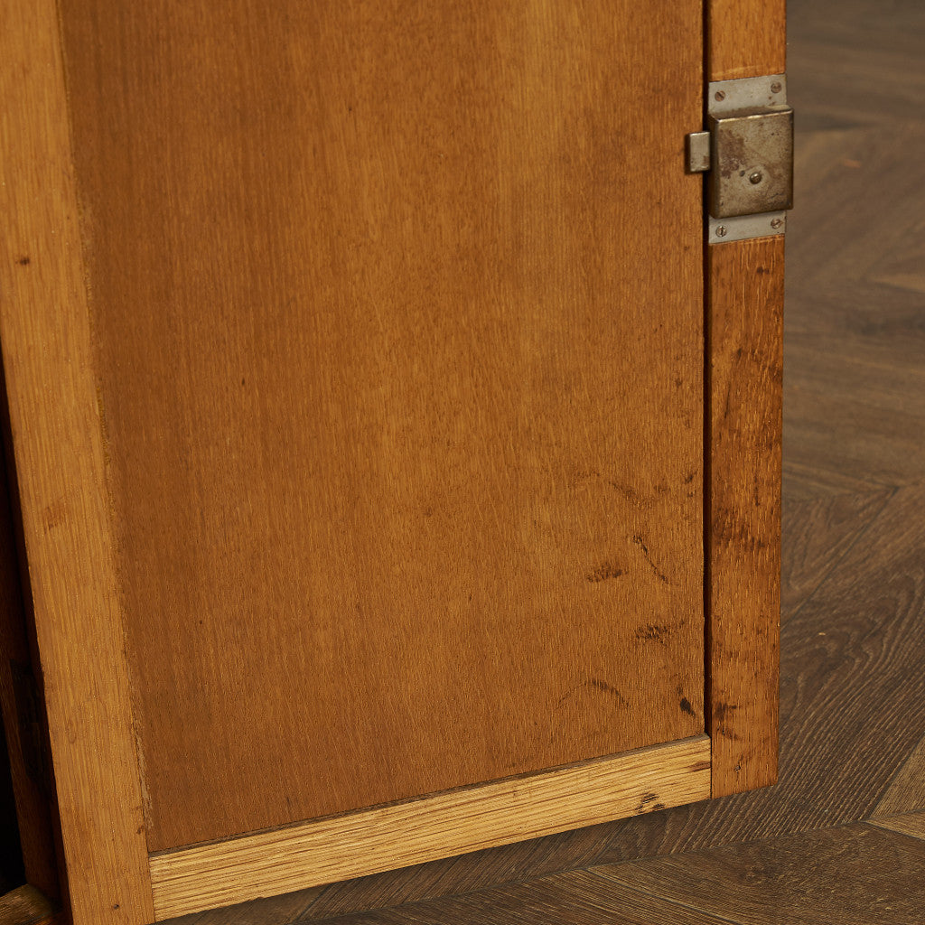 英国 アンティーク キャビネット