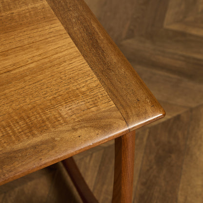 Astro ネスト コーヒーテーブル