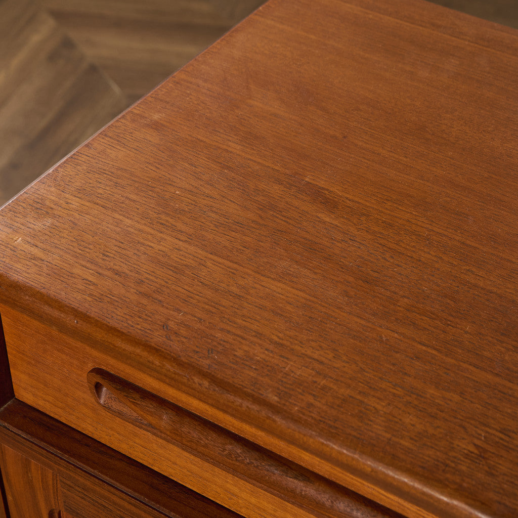 Fresco ヴィンテージ サイドボード カスタム アイアン ヘアピンレッグ