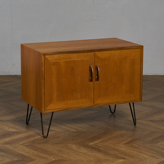 ジープラン G-PLAN Sierra サイドキャビネット / カスタム アイアン ヘアピンレッグ #87006