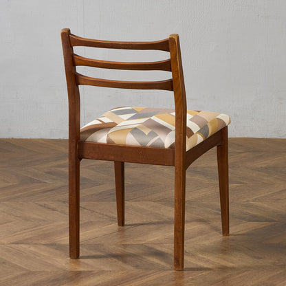 ヴィンテージ ダイニングチェア / 座面張替え済み (LUUM)