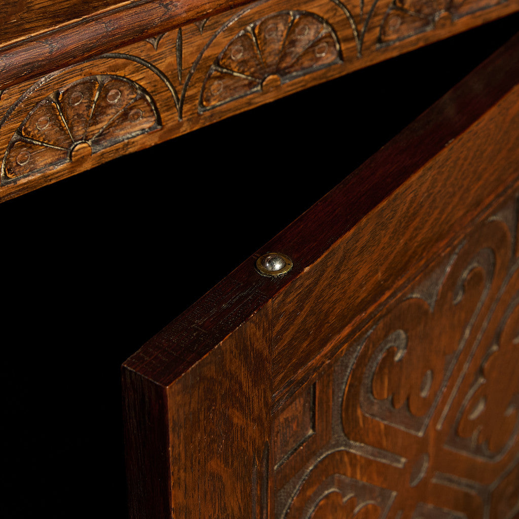 英国 クラシック コートカップボード