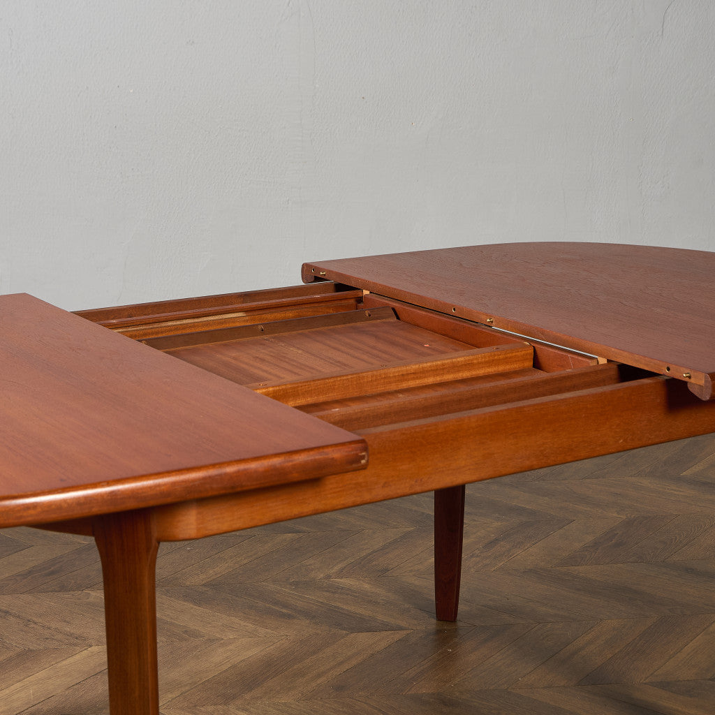 英国 ヴィンテージ オーバル ロング ダイニングテーブル