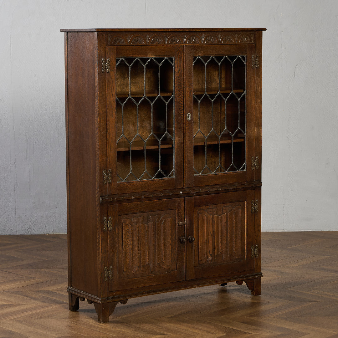 ガラス キャビネット