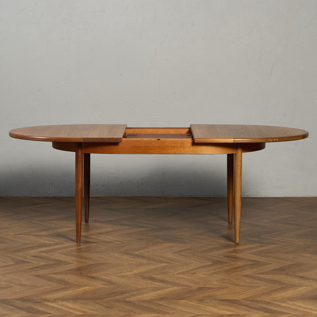 ヴィンテージ エクステンション オーバルダイニングテーブル