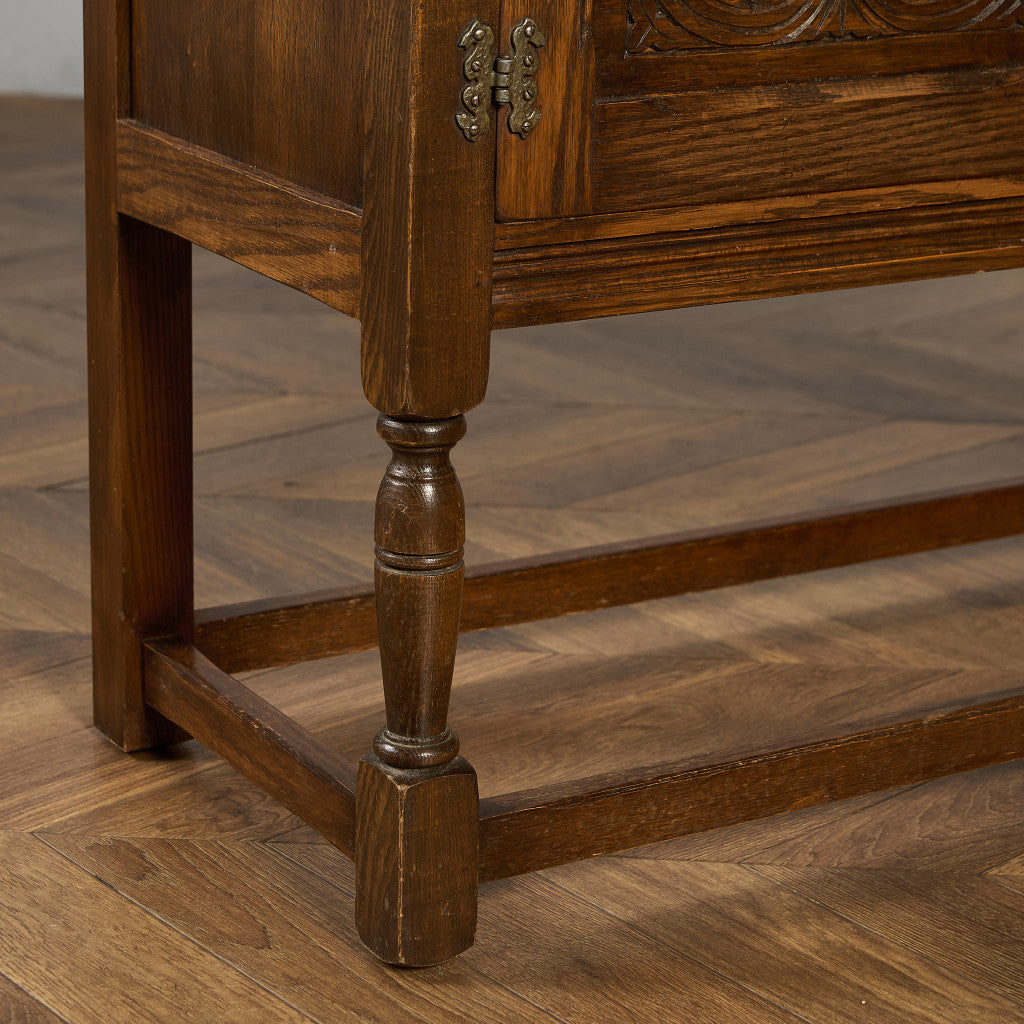 英国 クラシック 拡張天板付き サイドボード