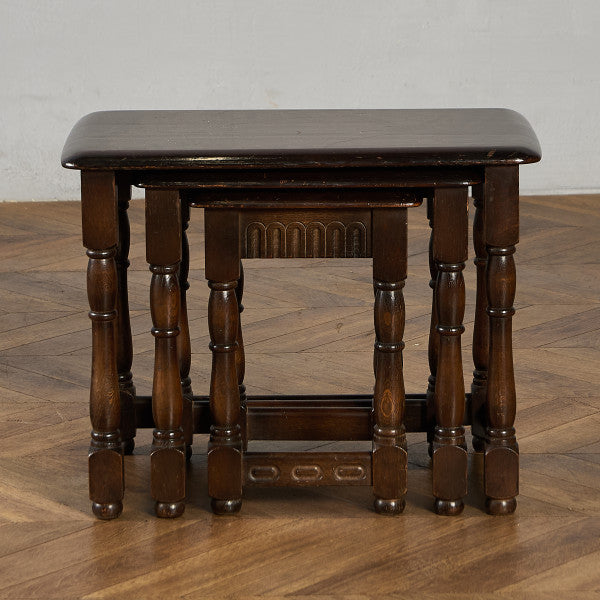 Priory オーク材 ネストテーブル