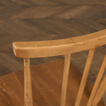 スティックバックチェア