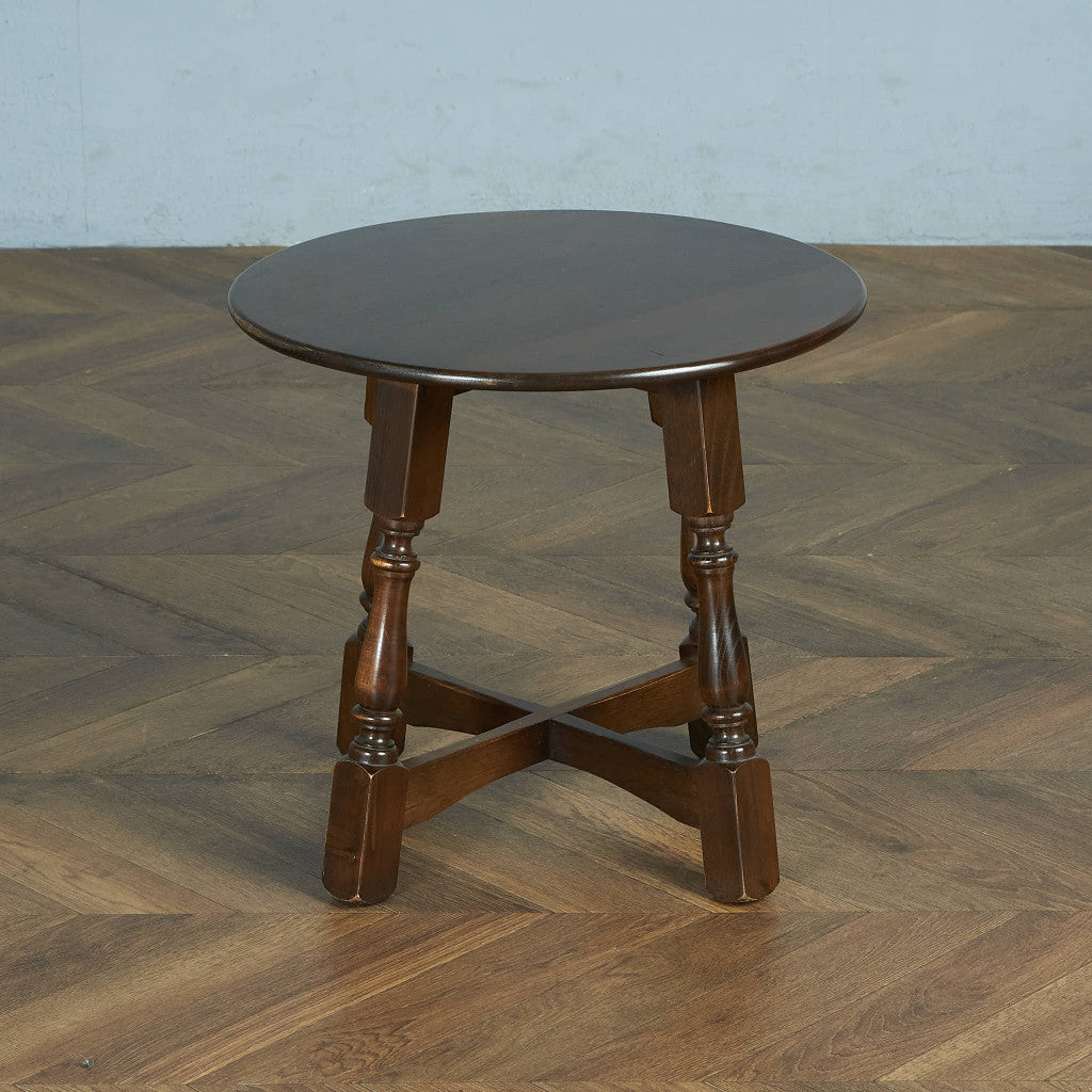 British classic oak side table #83834