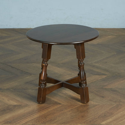 British classic oak side table #83834