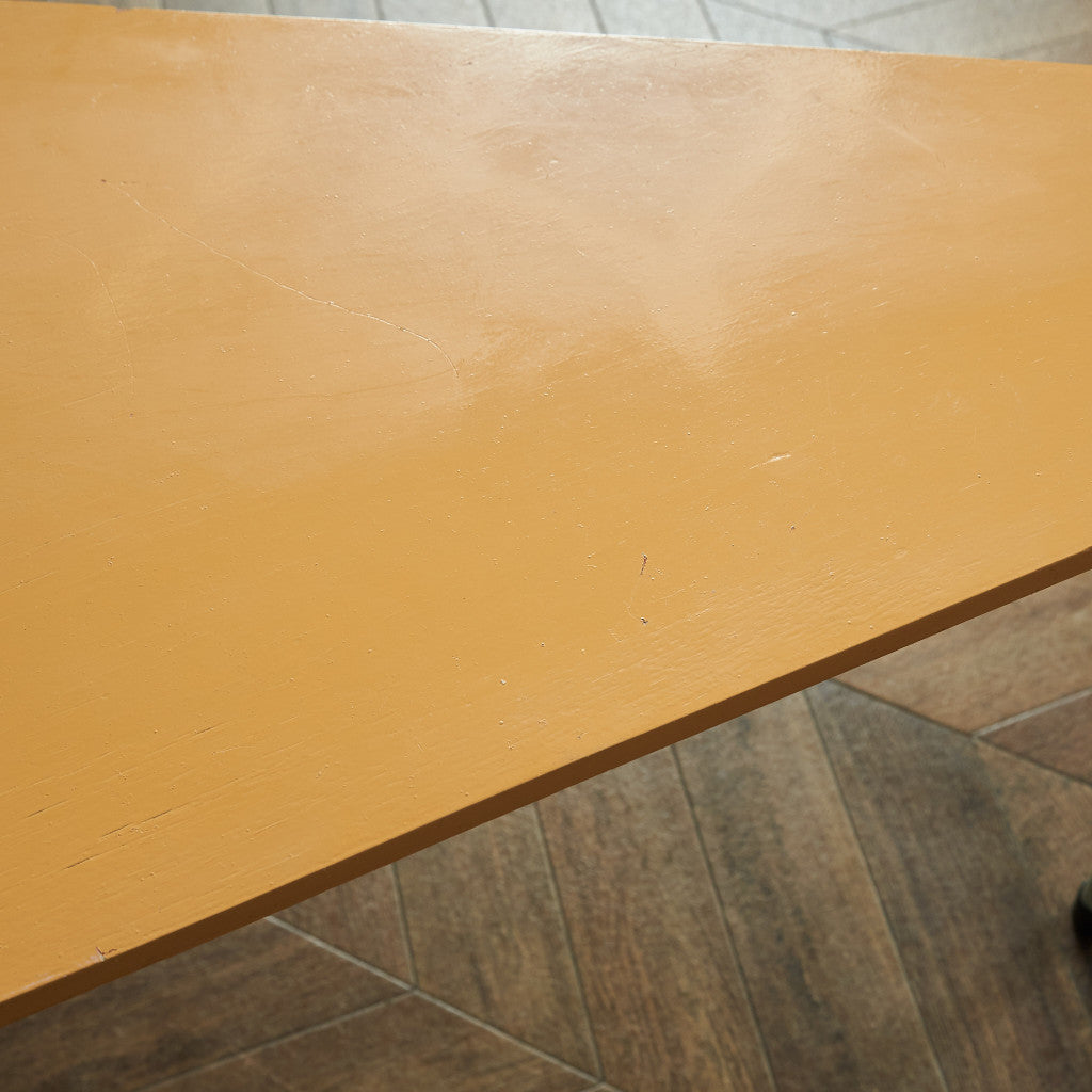 英国ヴィンテージ トライアングル センターテーブル / コーヒーテーブル #85362