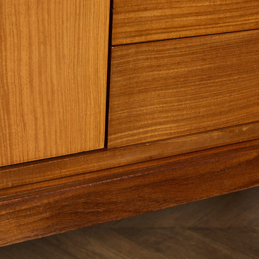 イギリス ヴィンテージ サイドボード