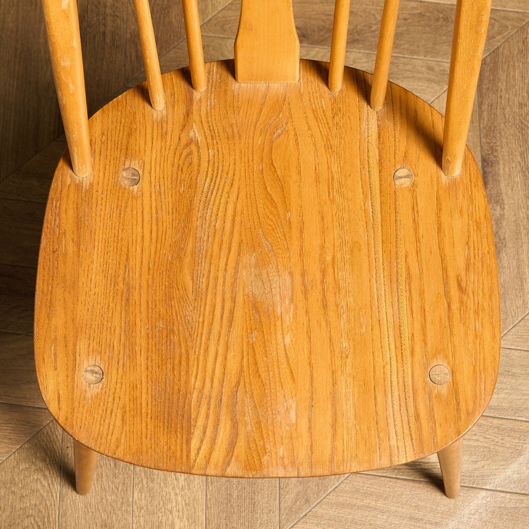 スワンバックチェア