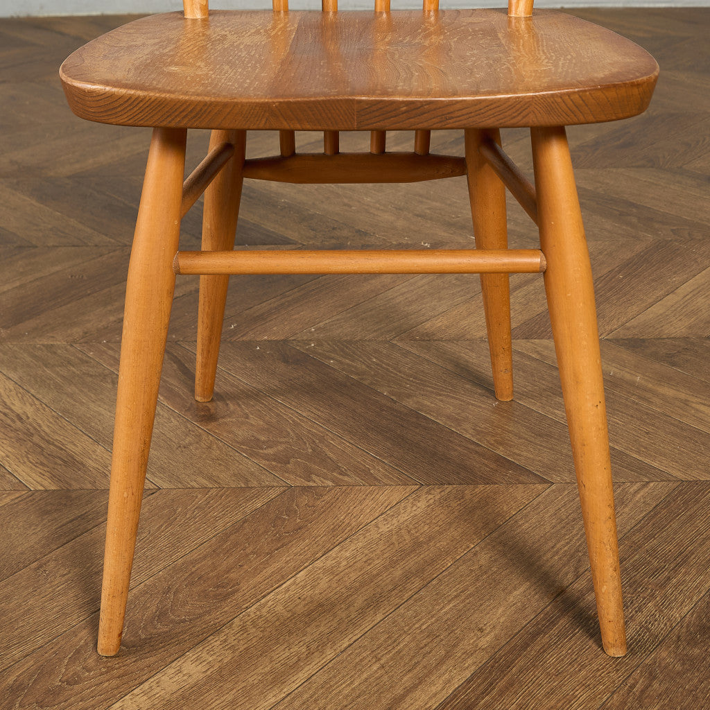 スティックバック ハイバックチェア